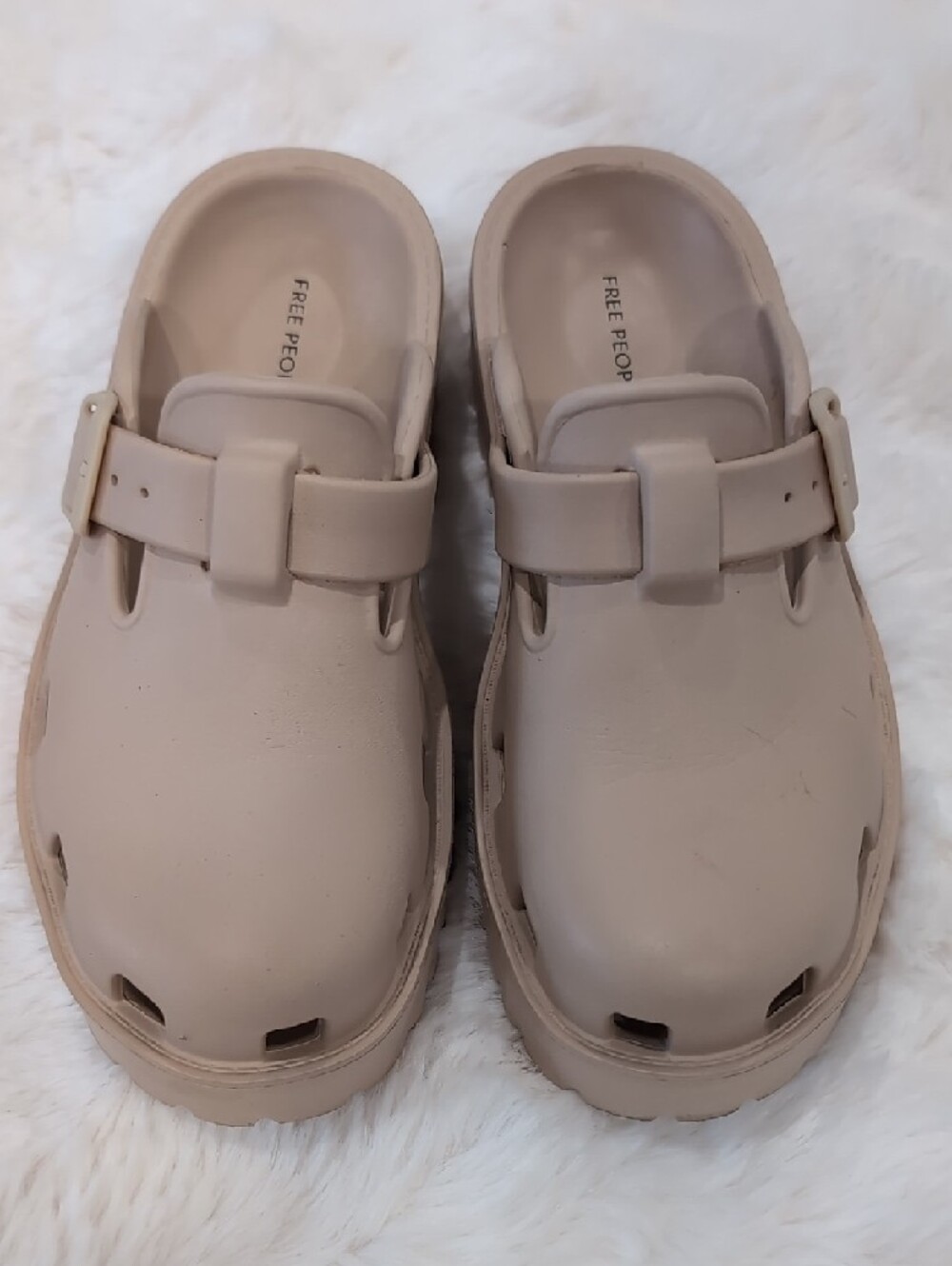 Free People Karlie Buckle Clogs - beige - Picture 2 of 6